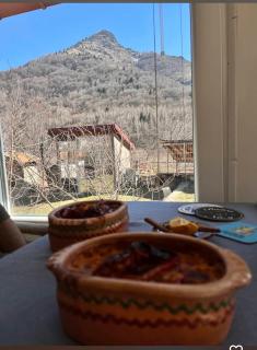Mountain View Retreat near Pelister National Park, Huge Garden, Hiking Paradise - 9
