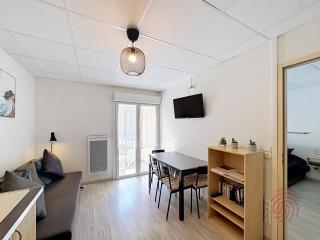 Appartement F2 tout équipé avec balcons, ascenseur et Wi-Fi, proche des thermes de Lamalou - FR-1-451-141 - 5