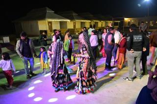 Desert Popular Resort & Camp - 4