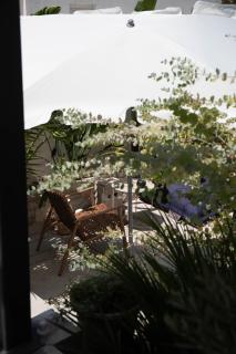 T-One Luxury Pool House - 1