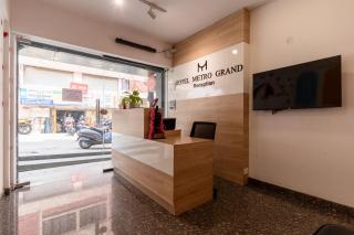 Hotel Metro Grand - 8