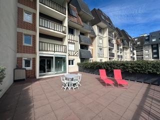 Appartement 2 pièces avec terrasse privative, animaux admis - FR-1-487-332 - 0