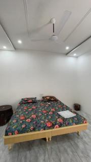 Chaudhary Guesthouse - 5