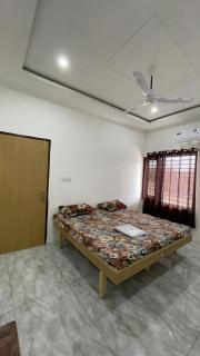 Chaudhary Guesthouse - 2