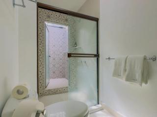 Private Villa With Resort Experience - 4