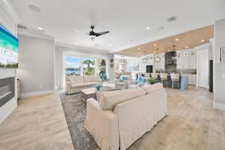 Paradise Cove - 2