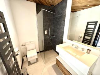 Bright 3 Bed Apartment - Arc 1950 - Auberge Jerome - 3