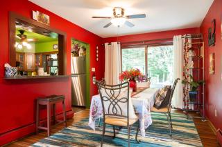 Private 5-Acre Lake: Pet-Friendly Grove City Home - 4