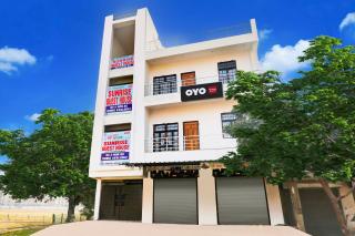 SPOT ON by OYO Hotel Aarya Inn - 0