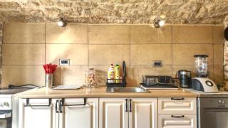 Luštica Stone Villa by V&J - Historic House with Exclusive Beachfront Sunbeds - 3