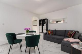 Modern apartment Sabina with nice garden - 4