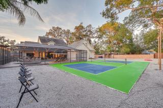 Valrico Villa: Pool, Spa, Court & Game Room - 9