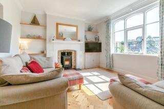 Daisy Cottage — Character & Comfort near Beer Beach - 0