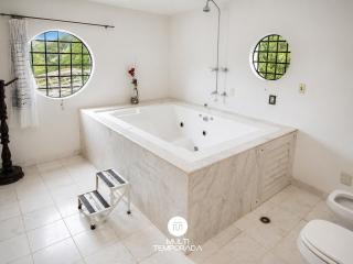 Chácara 3 Poderes Piscina - 60 pessoas - Guararema - 8
