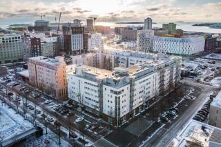 Nordic 2BR Apartment with Sauna & Glazed Balcony - 7