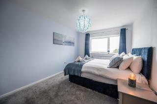 3 Sea View Walk, Pakefield - 1