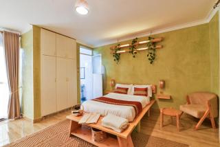 Lona Luxury Suites - 7