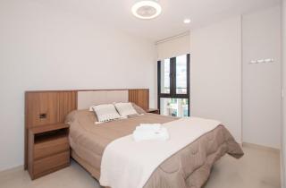 2BR City Views Pool Gym & BBQ 200Mbps - 0