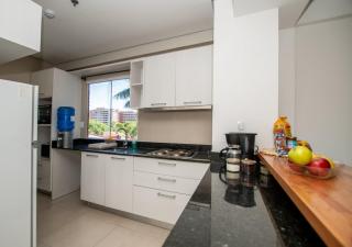 Urban 1BR Outdoor Pool Desk BBQ Shops Nearby - 1
