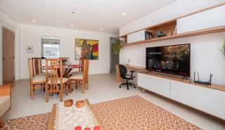 Modern 2BR in Pilar Kitchen City Views Pool - 1