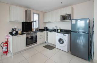 Quiet Retreat Full Kitchen & Desk City Views - 7