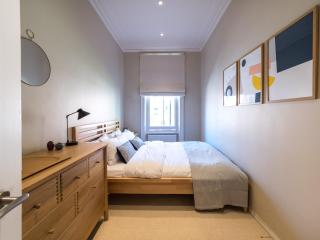 Homely 2 Bedroom Victorian Apartment in Hampstead - 7