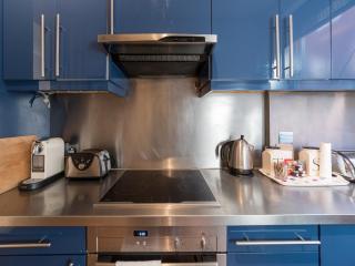 Homely 2 Bedroom Victorian Apartment in Hampstead - 1