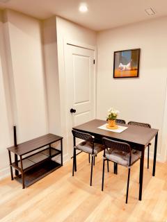 OakNest 2Bedroom Luxury Basement Apartment Free Parking - 8