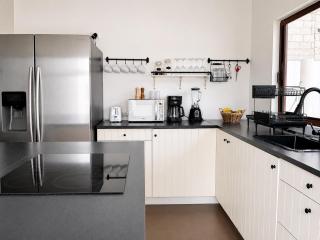 Flip Flop House - 2