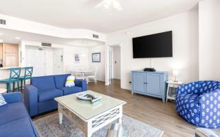 Silver Beach Towers E1505 - 1