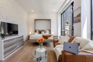 MTL Urban Apartment – Prime Downtown Spot - 9