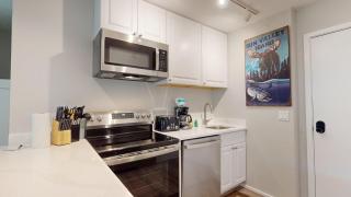 Elkhorn Village Studio 2026 - 7