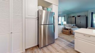 Elkhorn Village Studio 2026 - 6