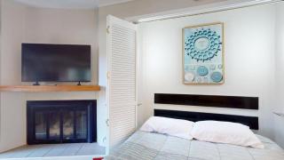 Elkhorn Village Studio 2026 - 3