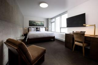 Hotel Burnaby - 7