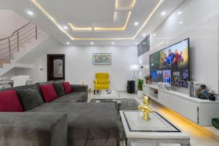Ladiva Crystal Villa 3BR Luxury Home Lekki gardens - 5