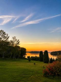 Chalet Bleu de la Baie Boudreault - Vu sur le lac - 4