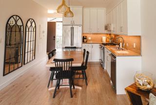 Saratoga Beach Villa 6 - 7