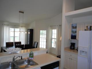 Lakeside Access Retreat, 4BR Near Boat Ramp & Withlacoochee Trail - 4