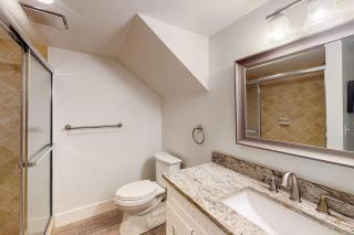 Twin Oaks 207 - 1