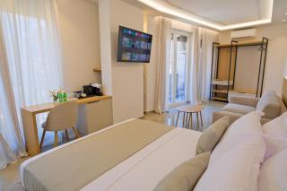Aure Boutique Suites - 7