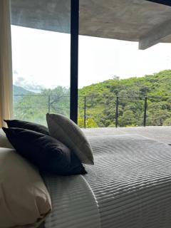 Modern Loft - Spectacular Mountain and Lake Views - 1