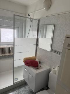 Cozy 4 person studio EU Diamant neighborhood - 5
