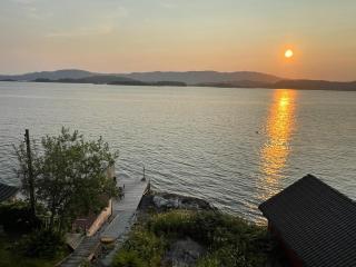 Waterfront House with Spectacular Ocean View - 2