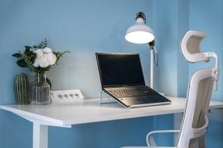 Walk Everywhere - 2x2m Bed - Dedicated Workspace - Bucareste - 4