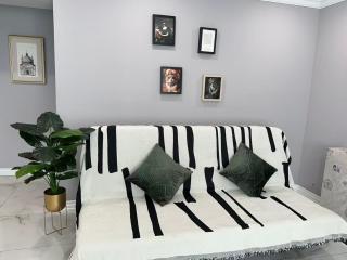 Amazing Garden view unit - Toronto - 6