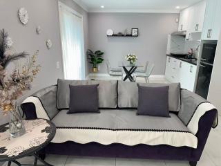 Amazing Garden view unit - Toronto - 7