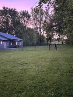Quiet home near Lake Sullivan - 4