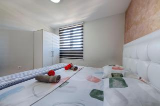 ZIS LUX Apartments Pool - 6