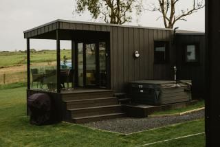 Luxury Couples Glamping Pod with Private Hot Tub, Ballycastle North Coast - 0